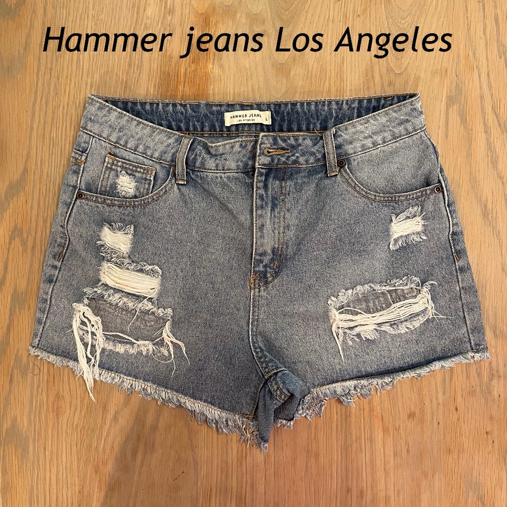 Hammer Los Angeles light wash distressed jean shorts